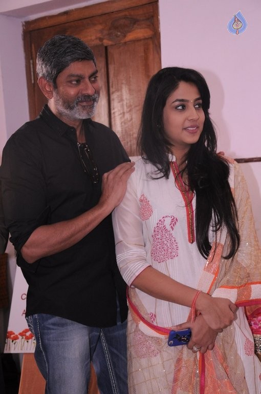 Pooja Sankeerthanalu Album Launch - 50 / 100 photos