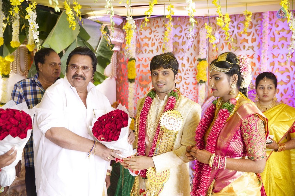 Prabhu Teju and Varsha Wedding Reception Photos - 21 / 58 photos