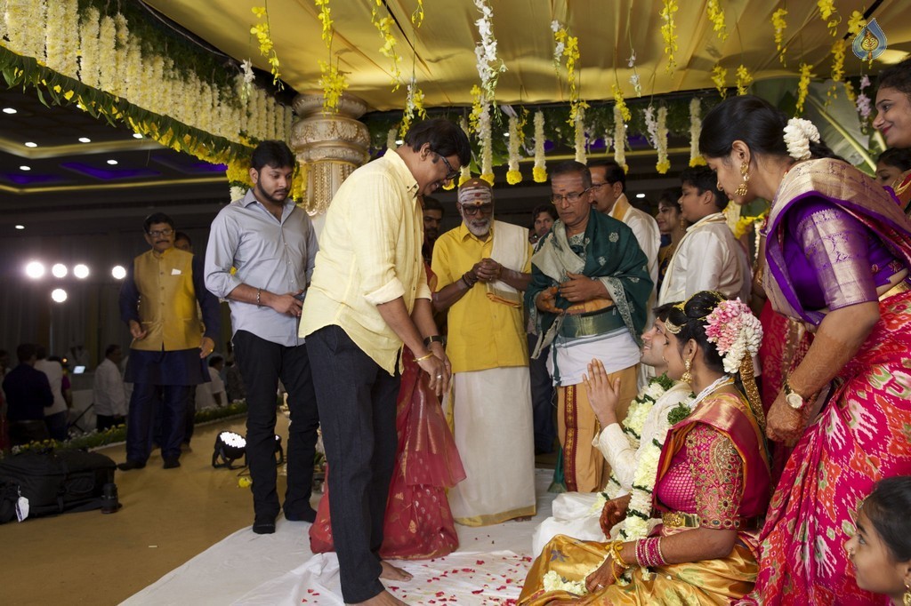 Prabhu Teju and Varsha Wedding Reception Photos - 54 / 58 photos