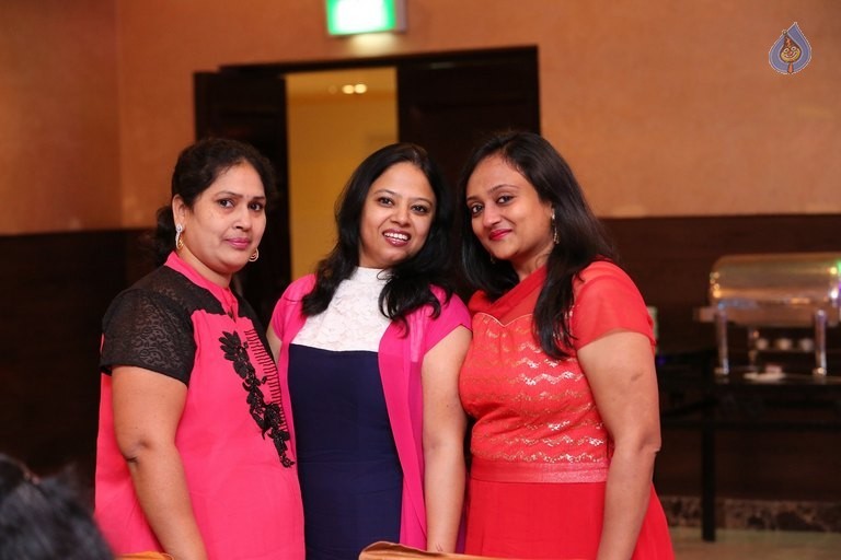 Pradeep and Radha Wedding Anniversary - 38 / 105 photos