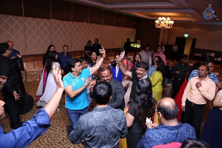 Pradeep and Radha Wedding Anniversary - 42 / 105 photos
