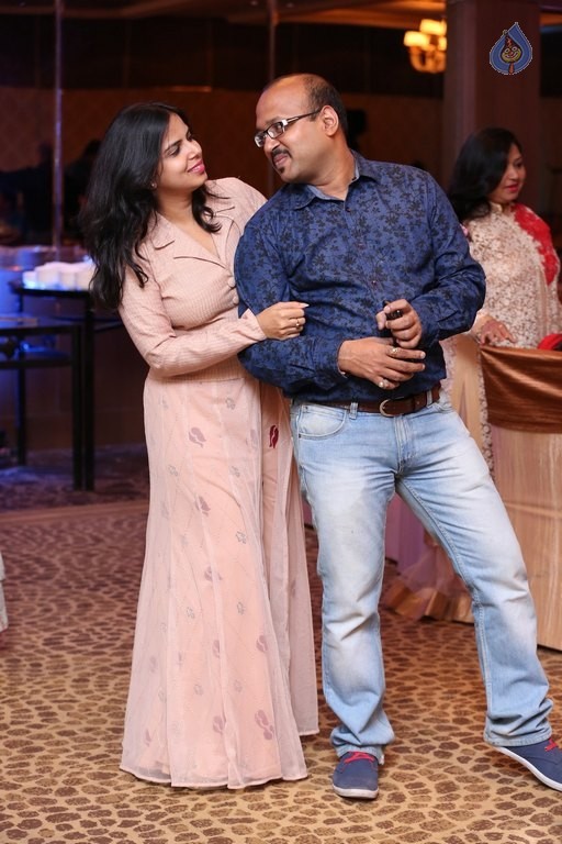 Pradeep and Radha Wedding Anniversary - 45 / 105 photos