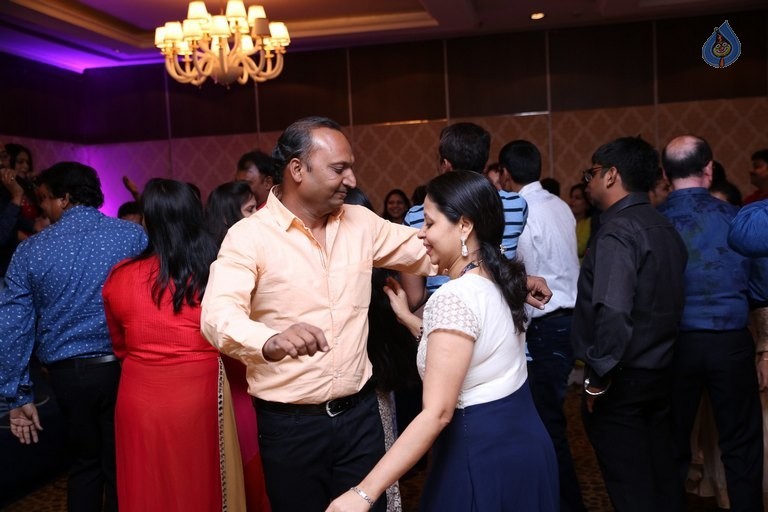 Pradeep and Radha Wedding Anniversary - 68 / 105 photos