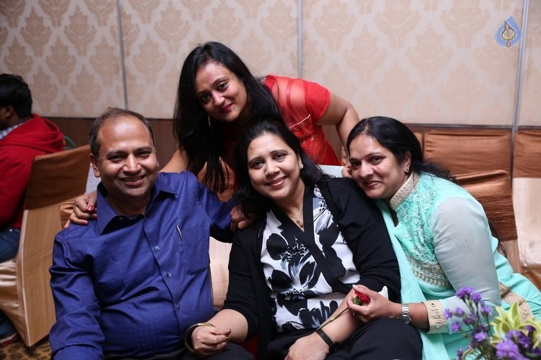 Pradeep and Radha Wedding Anniversary - 86 / 105 photos