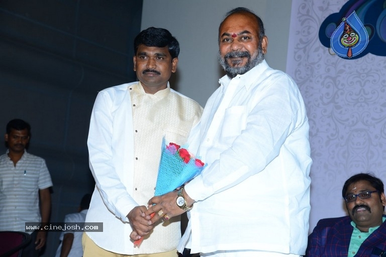 Praja Diary Film Awards Photos - 7 / 42 photos