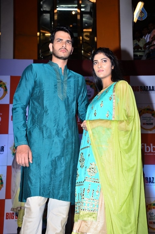 Pranita Subhash Launches FBB Dasara Collection - 31 / 42 photos