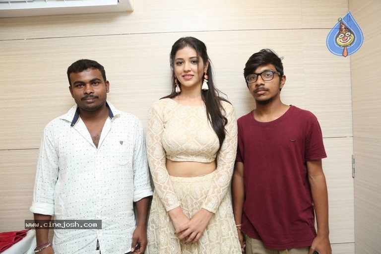 Priyanka Jawalkar Inaugurates Be You Salon - 15 / 30 photos