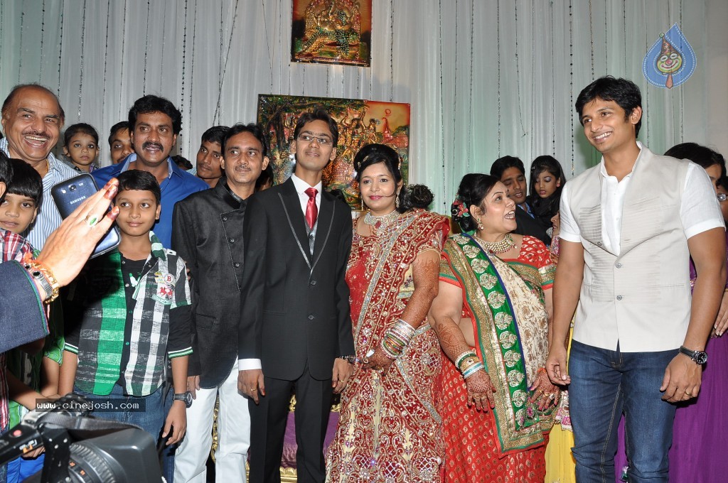 Producer Paras Jain Daughter Wedding Photos - 8 / 27 photos