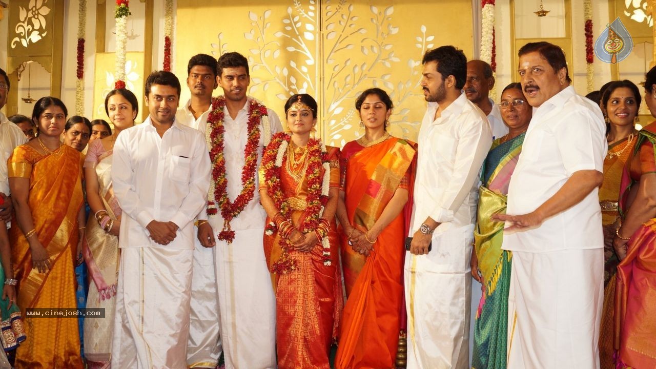 Producer SR Prabhu & Deepthi Wedding Photos - 11 / 19 photos