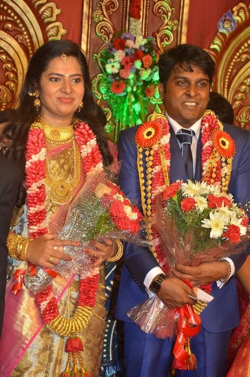 Producer Vinoth Kumar and Sindhu Wedding Reception - 31 / 42 photos