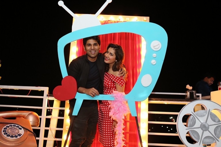 Raashi Khanna Birthday Celebrations - 24 / 27 photos