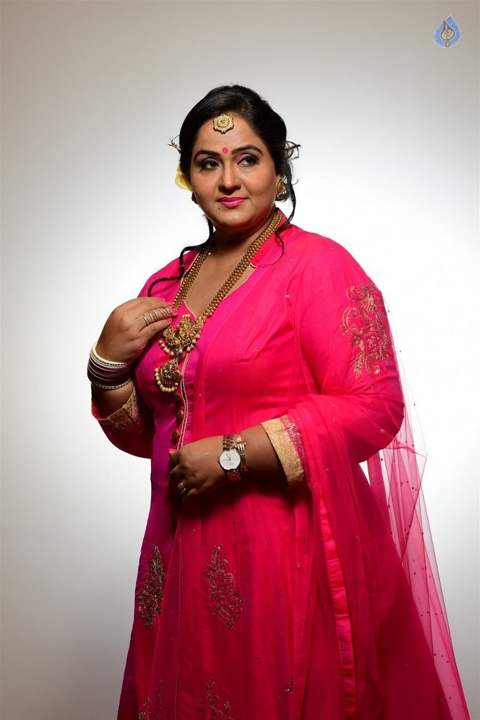 Radha 25th Wedding Anniversary Photos - 16 / 60 photos