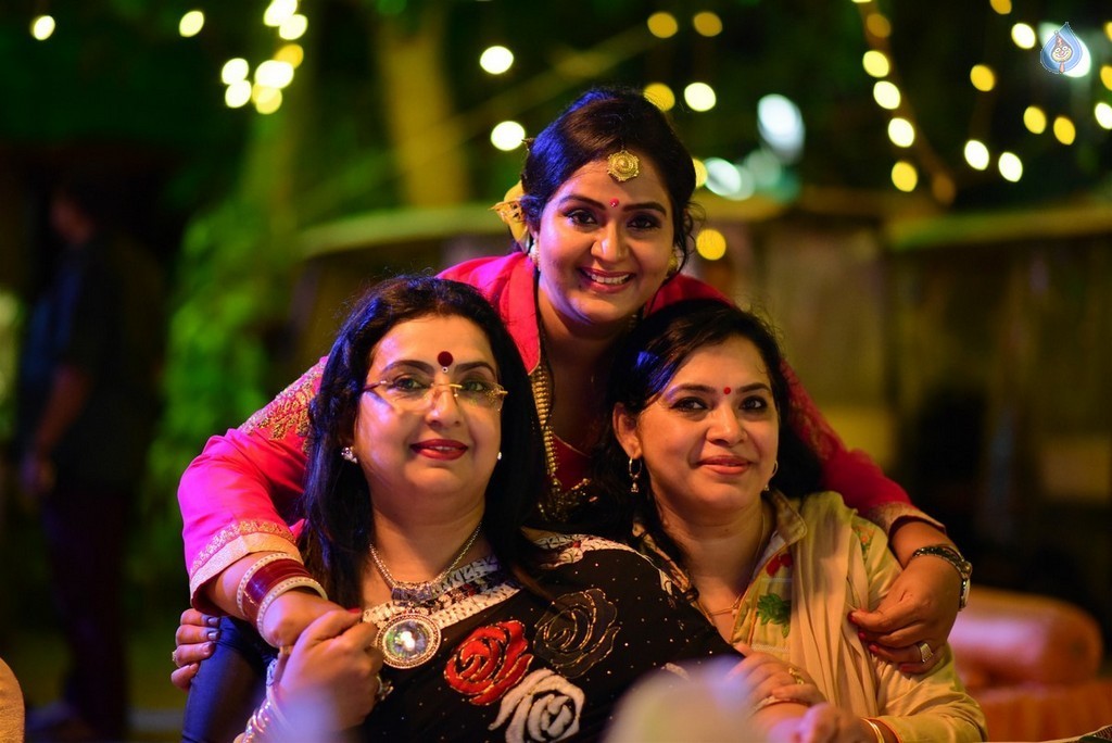 Radha 25th Wedding Anniversary Photos - 32 / 60 photos