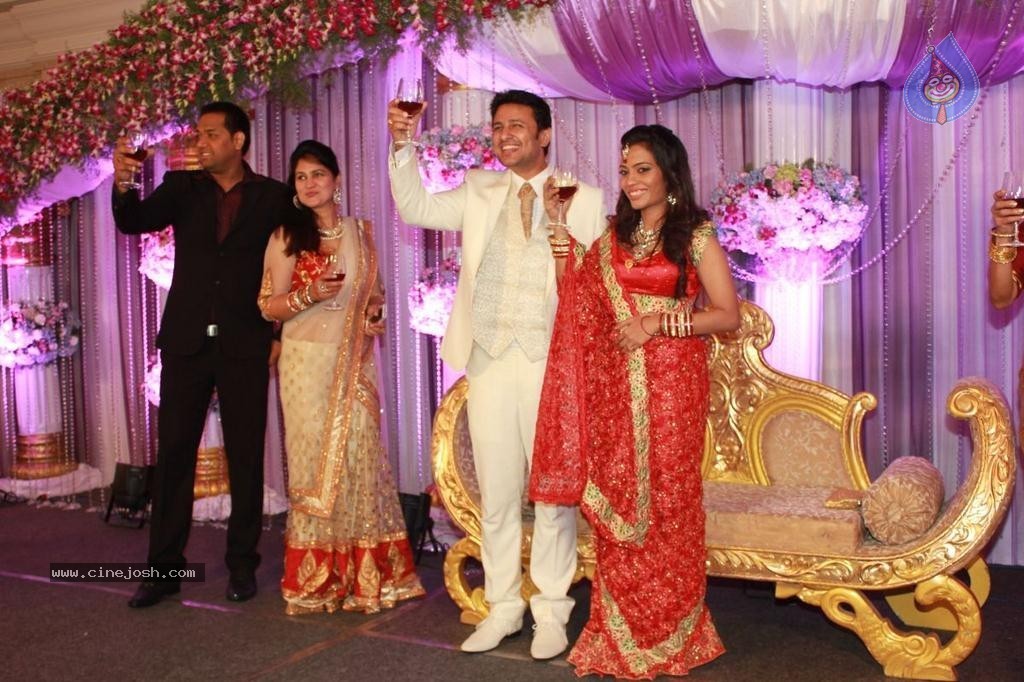 Raja and Amritha Marriage Reception Photos - 35 / 78 photos