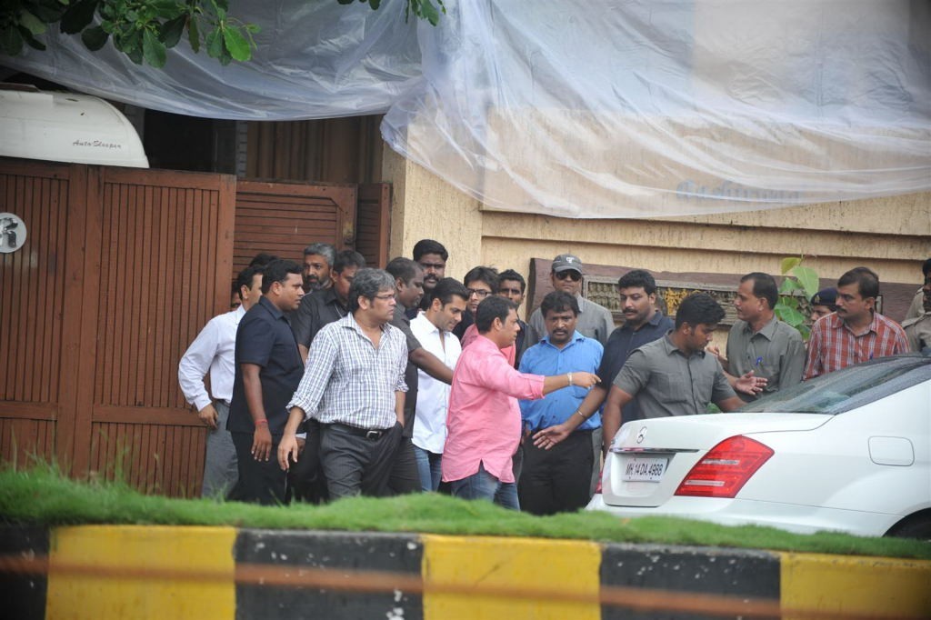 Rajesh Khanna Condolence Meet - 33 / 54 photos