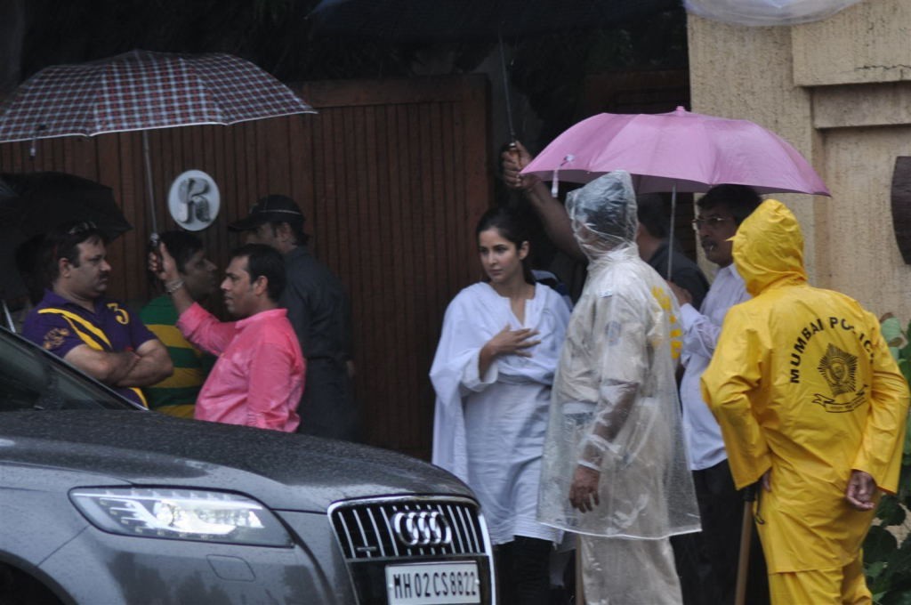 Rajesh Khanna Condolence Meet - 40 / 54 photos