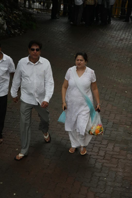 Rajesh Khanna Final Journey - 8 / 47 photos