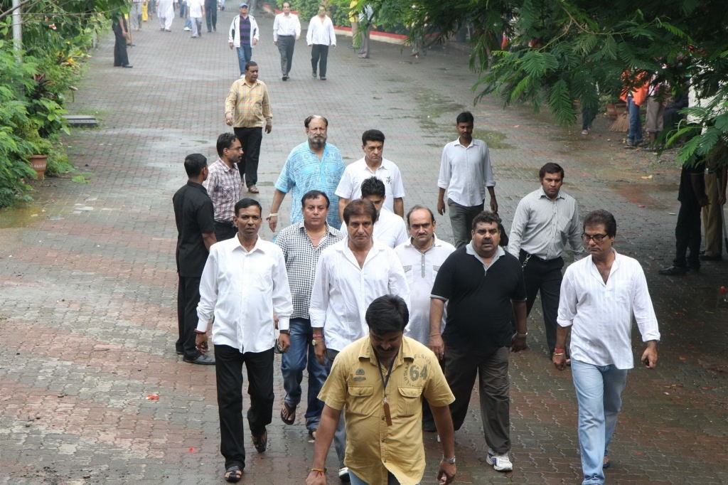 Rajesh Khanna Final Journey - 25 / 47 photos