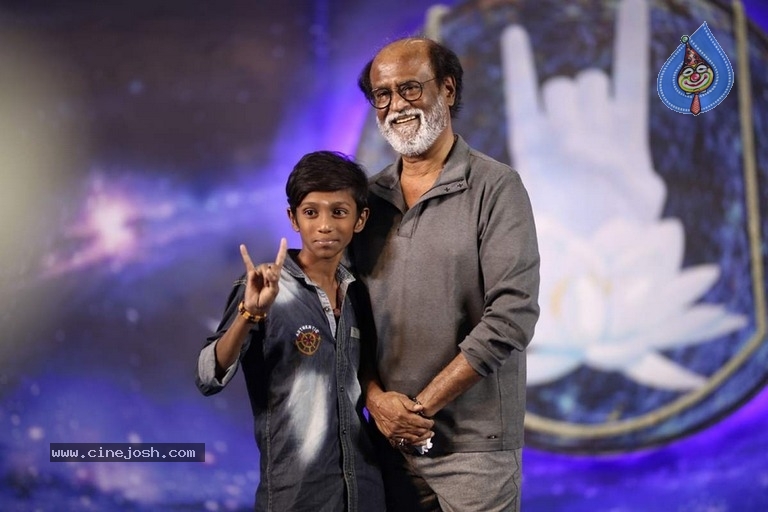 Rajinikanth Fans Meet Day 2 Photos - 3 / 10 photos