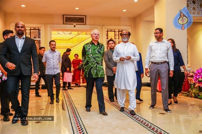 Rajinikanth Meets Malaysian PM Najib Razak Photos - 3 / 8 photos