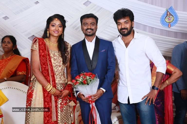 Rajkumar Periasamy And Jaswini Wedding Reception Photos - 12 / 14 photos