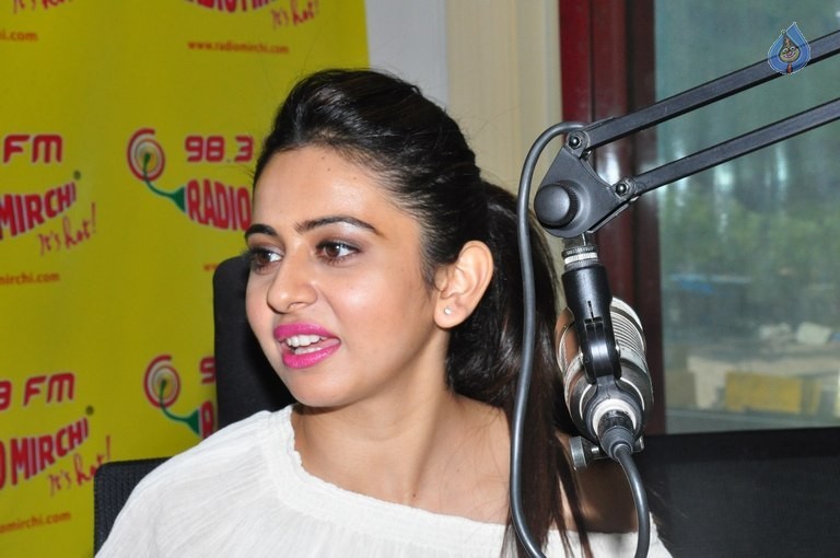 Rakul at Radio Mirchi 10th Anniversary Celebrations - 19 / 53 photos
