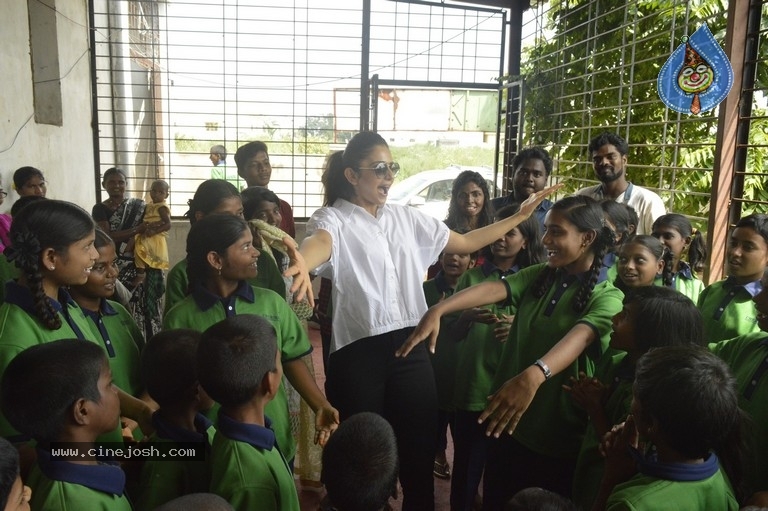 Rakul Birthday Celebrations at Cherish Orphanage Home - 5 / 19 photos