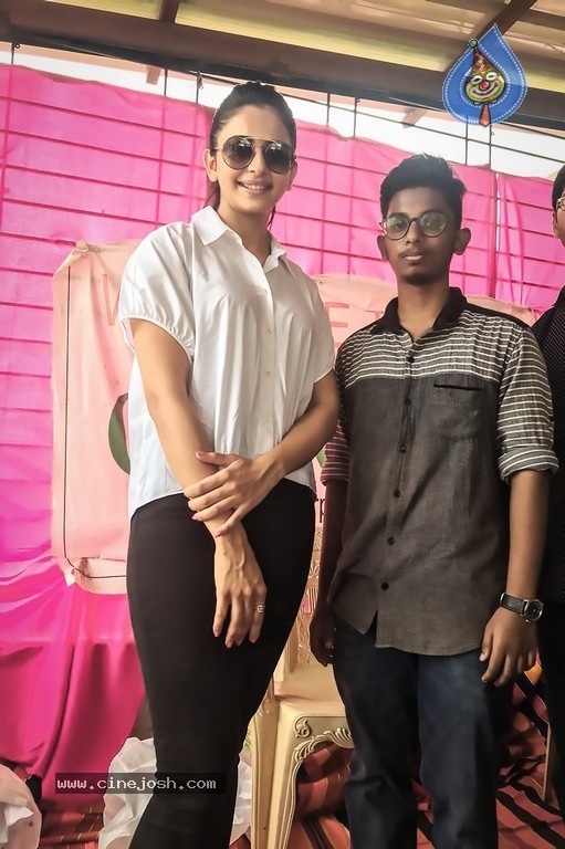 Rakul Birthday Celebrations at Cherish Orphanage Home - 13 / 19 photos