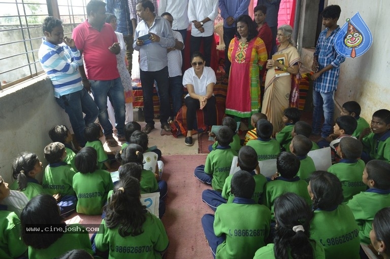 Rakul Birthday Celebrations at Cherish Orphanage Home - 16 / 19 photos