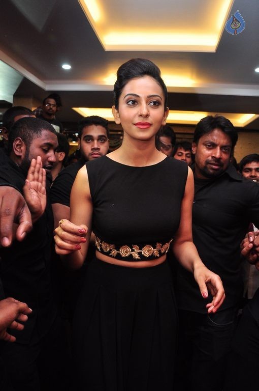 Rakul Launches Bahar Cafe Restaurant Photos - 20 / 30 photos