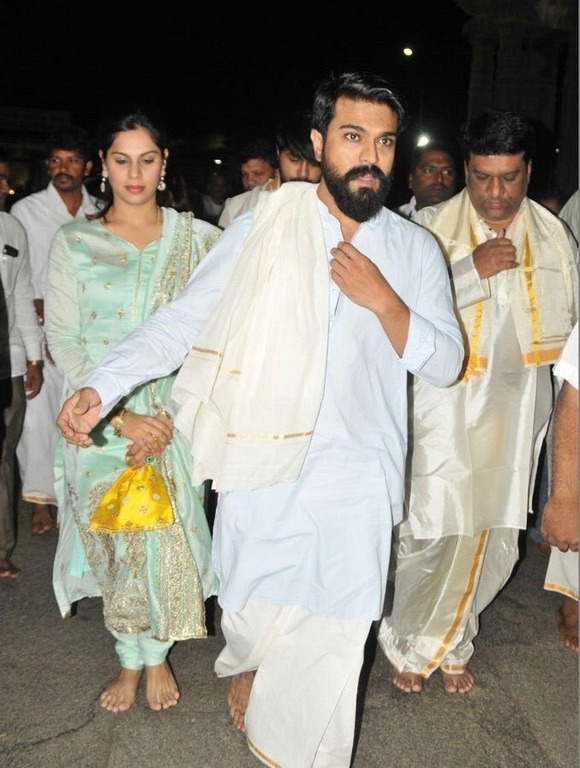 Ram Charan And Upasana At Tirumala Tirupati Temple  - 4 / 4 photos