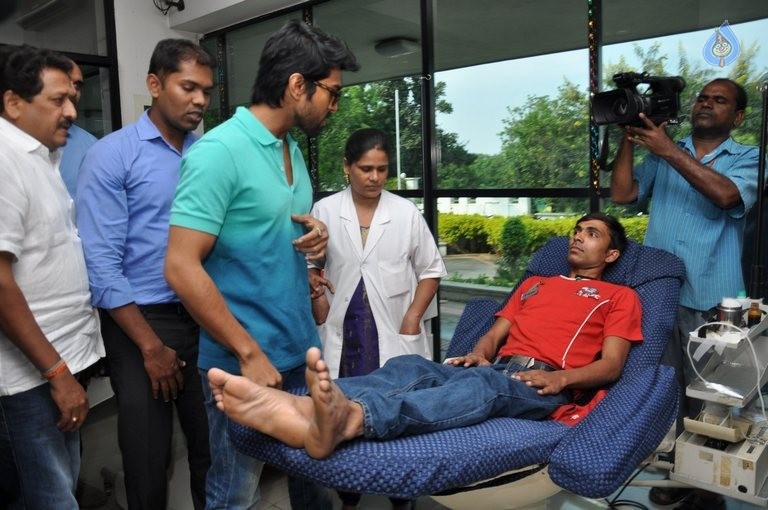 Ram Charan at KFC Employees Blood Donation Event - 45 / 81 photos