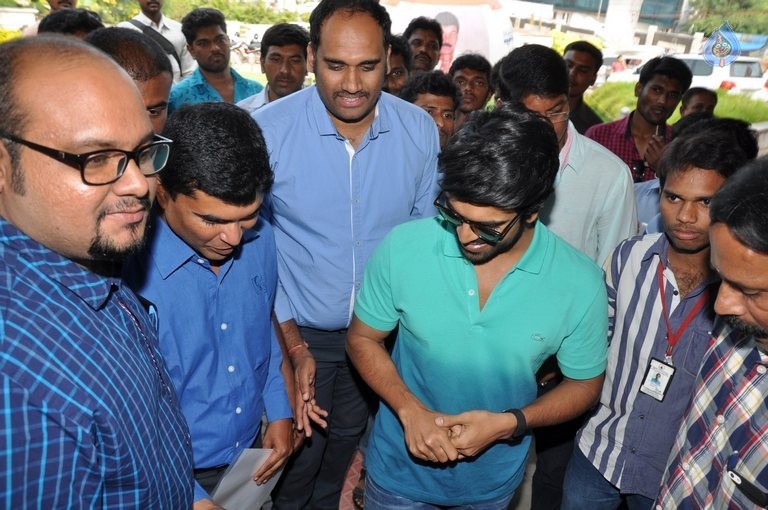 Ram Charan at KFC Employees Blood Donation Event - 71 / 81 photos