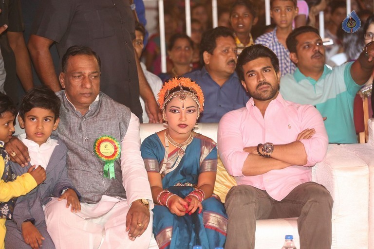 Ram Charan at Malla Reddy Engineering College - 25 / 62 photos