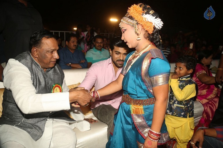 Ram Charan at Malla Reddy Engineering College - 35 / 62 photos