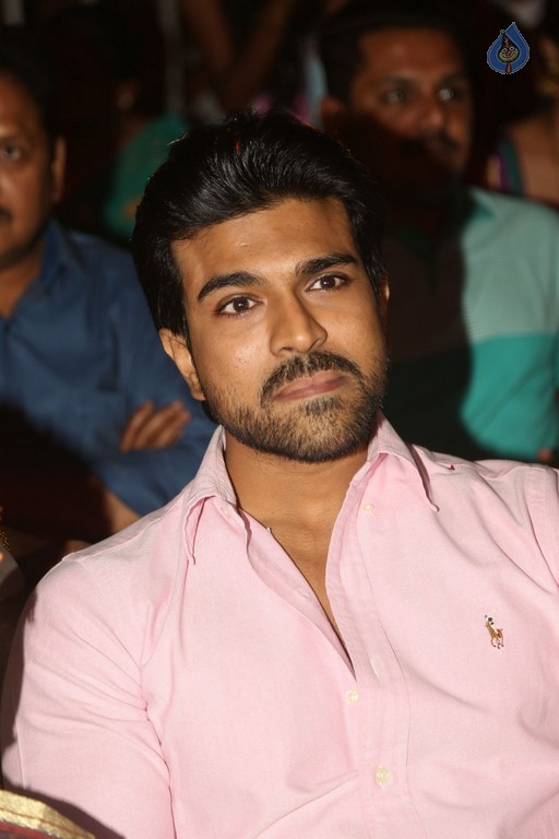 Ram Charan at Malla Reddy Engineering College - 39 / 62 photos