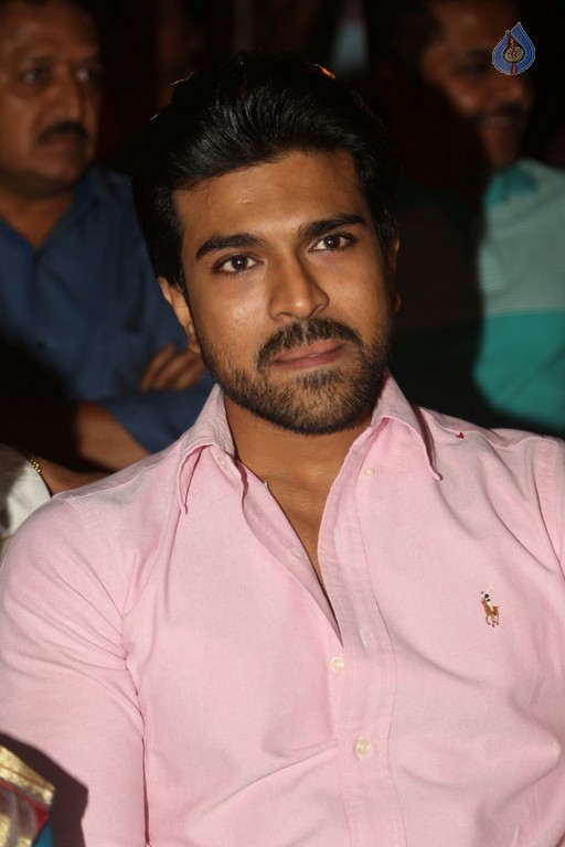 Ram Charan at Malla Reddy Engineering College - 54 / 62 photos