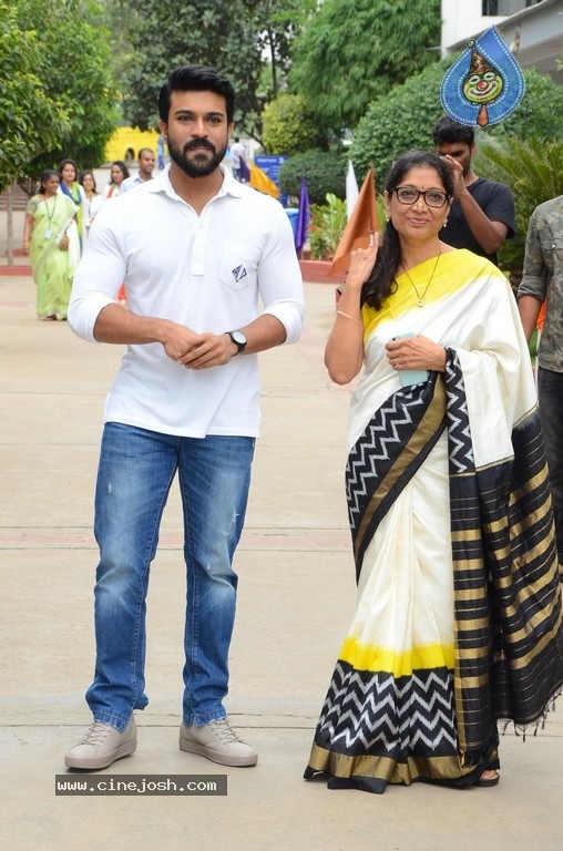 Ram Charan Celebrates Independence Day In Chirec School - 33 / 60 photos