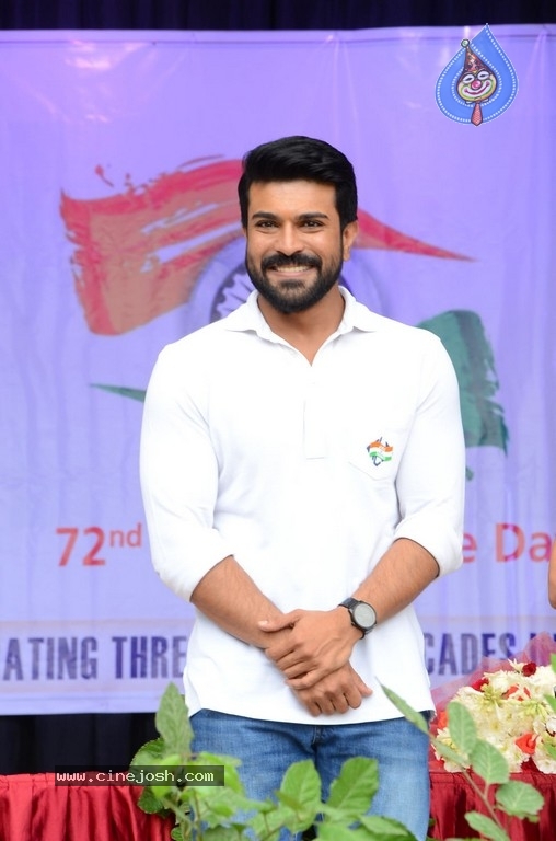 Ram Charan Celebrates Independence Day In Chirec School - 42 / 60 photos