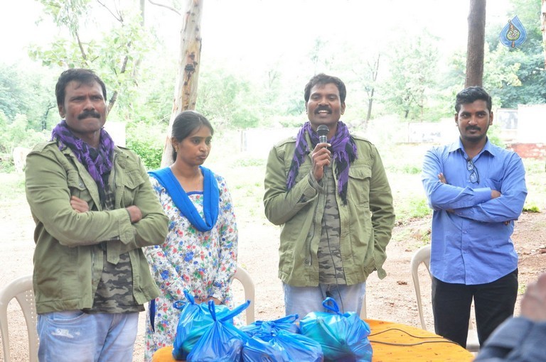 Ram Laxman Donates 1 Lakh for Sphoorthi Jyothi Foundation - 30 / 41 photos