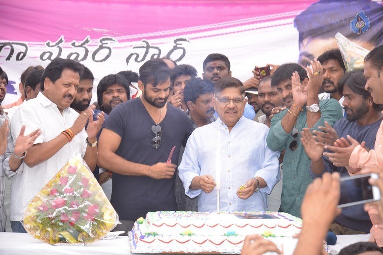 Ramcharan Birthday Celebrations at Chiranjeevi Blood Bank - 18 / 42 photos