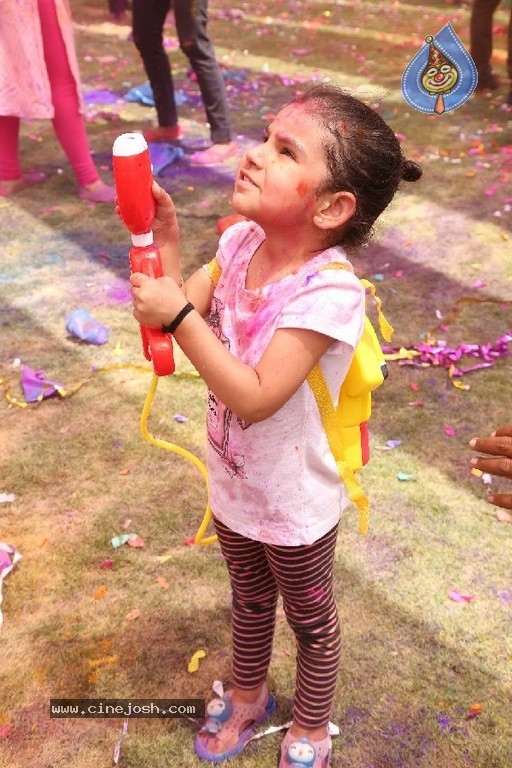 Rang Rave - 2019 Holi Celebrations - 7 / 27 photos