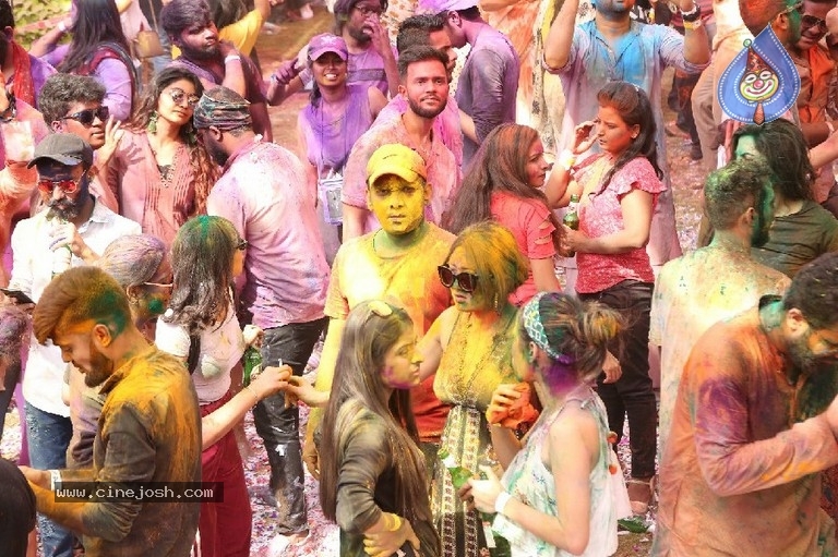 Rang Rave - 2019 Holi Celebrations - 27 / 27 photos