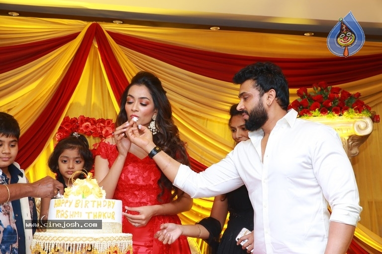 Rashmi Thakur Birthday Celebrations At Park Hyatt - 36 / 39 photos