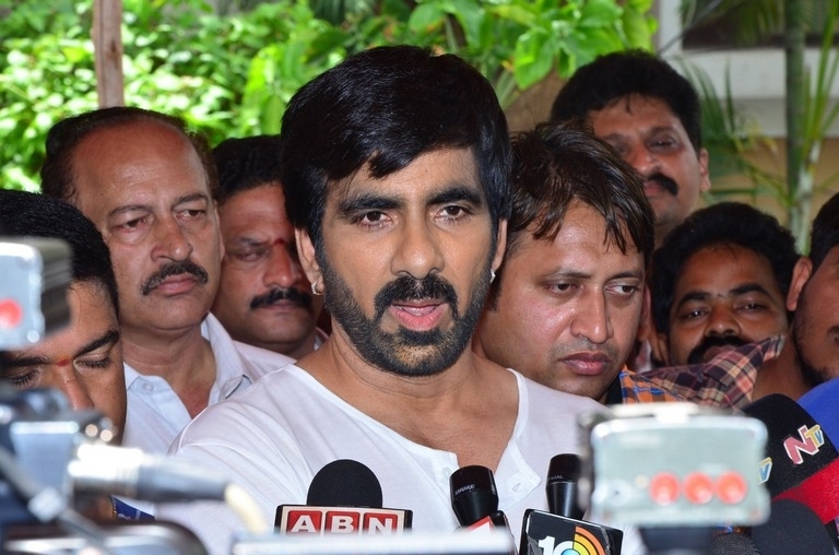 Raviteja at His Brother Bharath 11th Day Ceremony - 12 / 13 photos