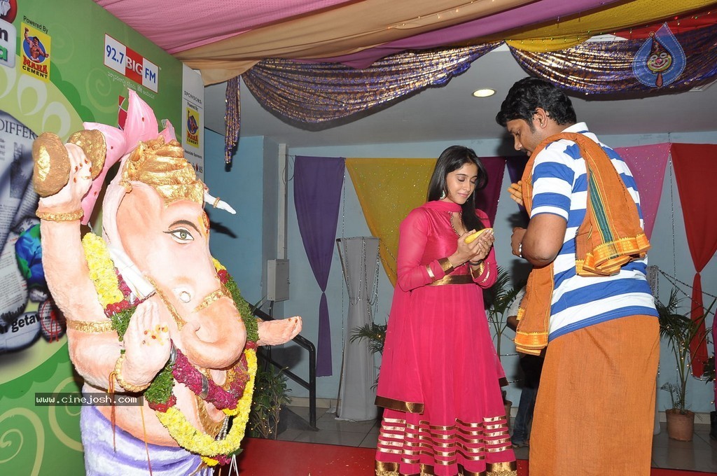 Regina at Big Green Ganesha 2014 - 34 / 108 photos