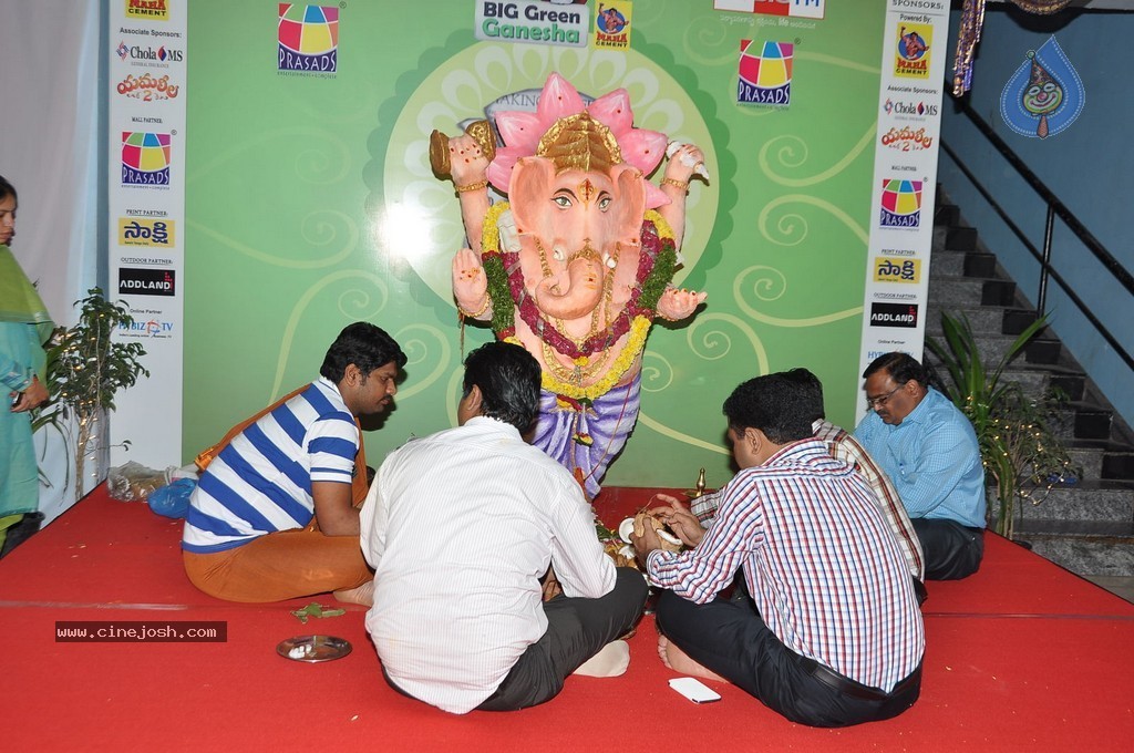 Regina at Big Green Ganesha 2014 - 77 / 108 photos