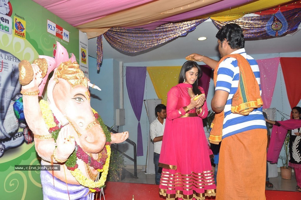 Regina at Big Green Ganesha 2014 - 86 / 108 photos