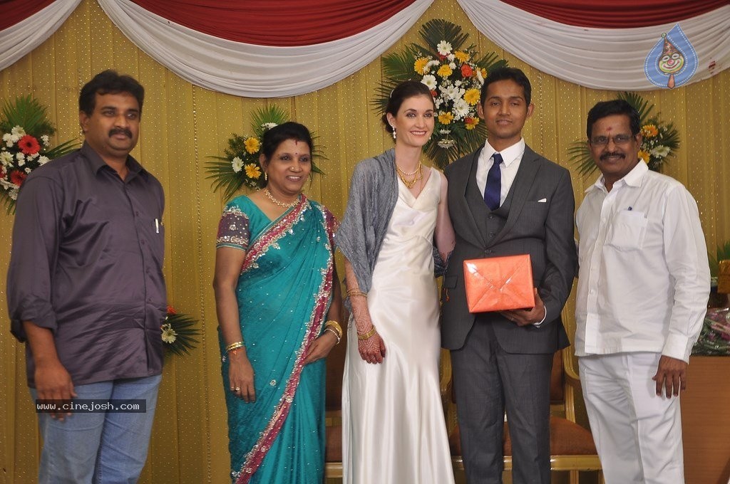 Reporter Anupama Subramanian Son Wedding Reception  - 10 / 107 photos