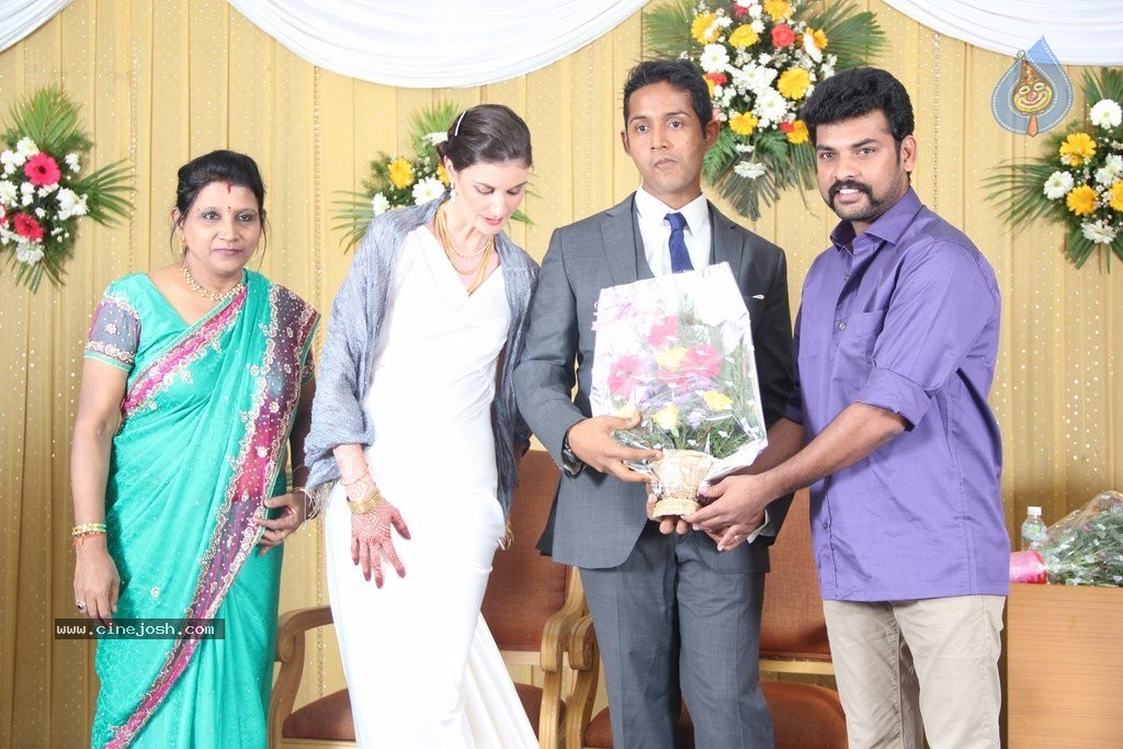 Reporter Anupama Subramanian Son Wedding Reception  - 24 / 107 photos